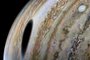 A sonda espacial Juno registrou em 25 de fevereiro de 2022 eclipse solar em Júpiter.<!-- NICAID(15077989) -->