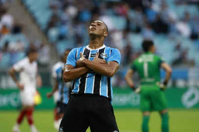 Porto Alegre, RS, Brasil — Campeonato Gaúcho 2026.Grêmio e São Luiz se enfrentam na Arena do Grêmio, em Porto Alegre, em partida válida por mais uma rodada do Gauchão 2026.Indexador: jeff botega<!-- NICAID(16206078) -->