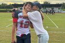 Gisele Bündchen celebra aniversário de filho mais velho, que impressiona pela altura<!-- NICAID(15621229) -->