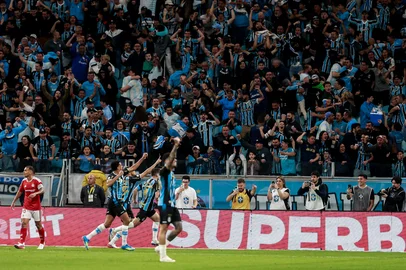 Duda Fortes / Grupo RBS PORTO ALEGRE, RS, BRASIL, 03-09-2026: Grêmio vs Internacional, clássico GreNal nº454, pelo jogo de volta das Quartas-de-Final da Copa do Brasil 2026. O jogo ocorre na Arena, em Porto Alegre. Foto: Duda Fortes/Grupo RBS<!-- NICAID(16359081) -->