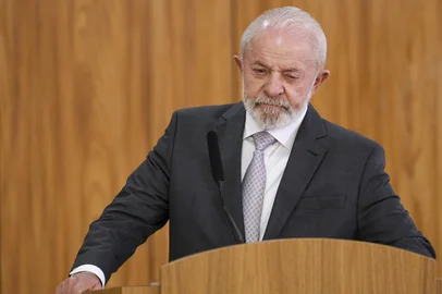 BrasÃ­lia (DF), 19/02/2025 - O presidente Luiz InÃ¡cio Lula da Silva durante entrevista coletiva e cerimÃ´nia de assinatura de acordos com Portugal nos setores de saÃºde, ciÃªncia e tecnologia e seguranÃ§a pÃºblica. Foto: Marcelo Camargo/AgÃªncia BrasilBrasília (DF), 19/02/2025 - O presidente Luiz Inácio Lula da Silva durante entrevista coletiva e cerimônia de assinatura de acordos com Portugal nos setores de saúde, ciência e tecnologia e segurança pública. Foto: Marcelo Camargo/Agência BrasilLocal: BrasÃ­liaIndexador: Marcelo Camargo/AgÃªncia BrasilFonte: AgÃªncia Brasil/Empresa Brasil dFotógrafo: Reporter Fotografico<!-- NICAID(15979955) -->