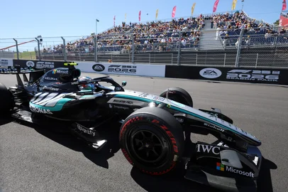 Mercedes' Italian driver Kimi Antonelli drives during the first practice session at the Madring circuit on September 11, 2026 in Madrid ahead of the Spanish Formula One Grand Prix. (Photo by Thomas COEX / AFP)<!-- NICAID(16364116) -->