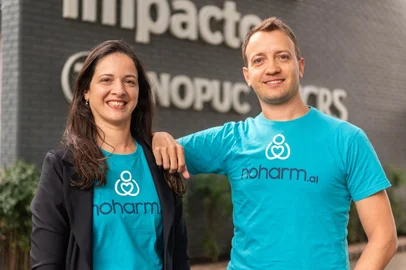 A farmacêutica porto-alegrense Ana Helena Ulbrich nunca imaginou que o trabalho iniciado nos corredores do Hospital Conceição a colocaria, anos depois, ao lado de Elon Musk, Sam Altman e Mark Zuckerberg em uma das listas mais prestigiadas do mundo. <!-- NICAID(16134112) -->