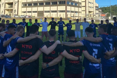 Gramadense conquista o acesso à Série A2 do Gauchão, nos pênaltis, diante do São Paulo, em casa.<!-- NICAID(15920848) -->