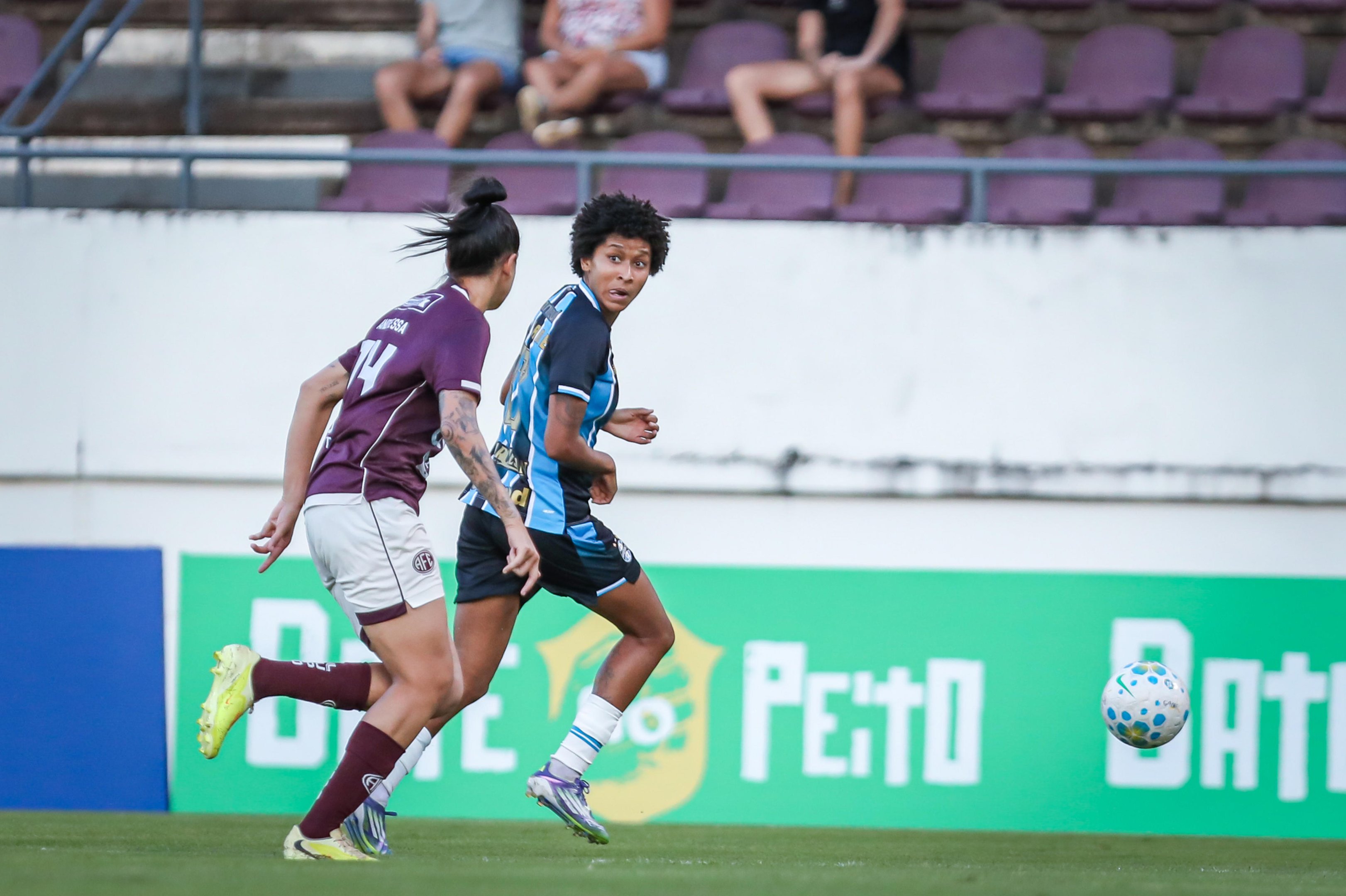 Crueldade inaceit&aacute;vel contra o futebol feminino no Brasil