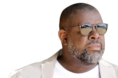 Cantor de samba Péricles<!-- NICAID(13048517) -->