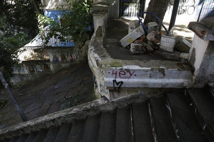 Veículo Spin atravessou vão da escadaria na manhã de 28 de novembro
