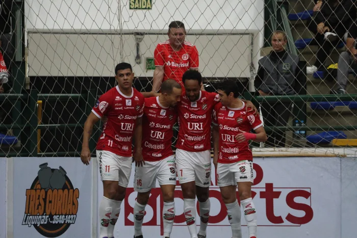 Edson Castro / Atlântico, Divulgação Edson Castro / Atlântico, Divulgação