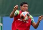 Grêmio faz consulta pelo atacante Rony