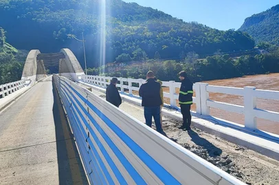 Dnit começa obras de reabilitação na Ponte Ernesto Dornelles, entre Bento Gonçalves e Veranópolis<!-- NICAID(16070335) -->