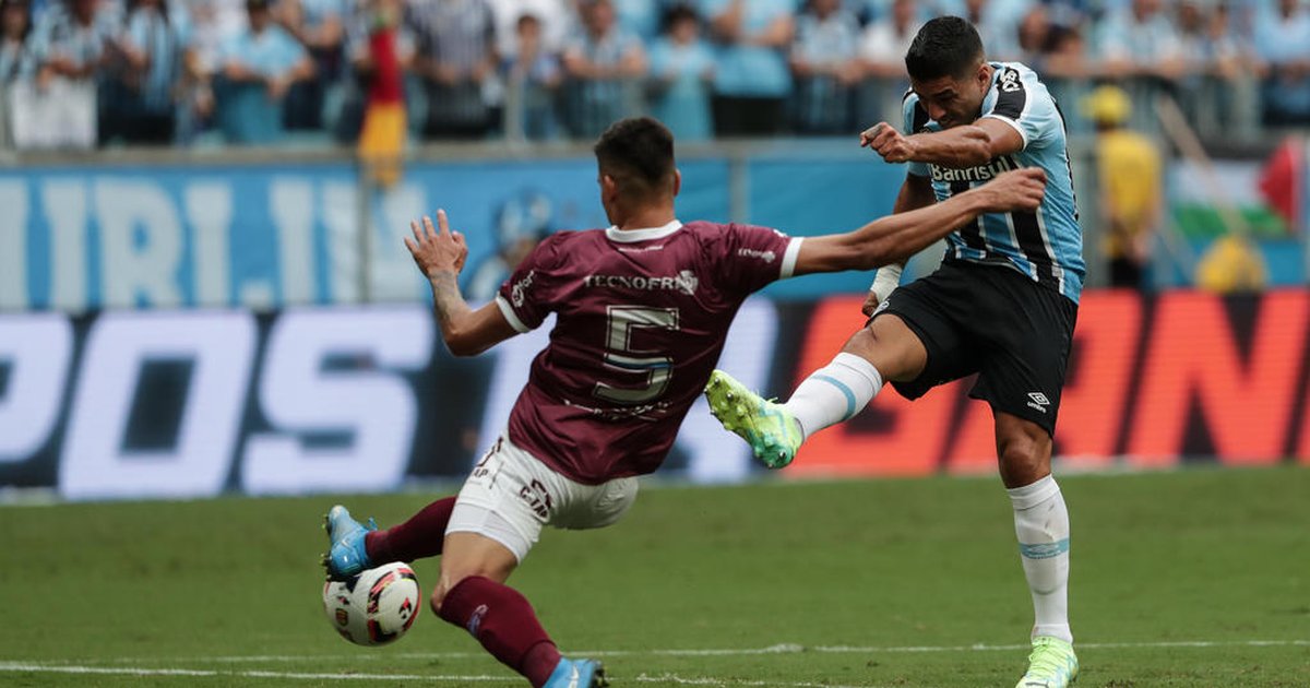 Santos x Grêmio: onde assistir, escalações e como chegam os times