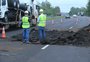 Buraco na freeway tem cinco metros de profundidade