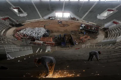 PORTO ALEGRE, RS, BRASIL, 12-06-2026: Obras de revitalização do ginásio Gigantinho, ao lado do estádio Beira-Rio, do Internacional. Foto: Mateus Bruxel/Agência RBSIndexador: MATEUS BRUXEL<!-- NICAID(16305048) -->
