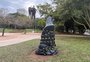 Estátua misteriosa surge no Parque Moinhos de Vento; saiba quem será o homenageado