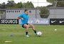 De olho no The Strongest, Grêmio faz primeiro trabalho com bola no CT do Corinthians