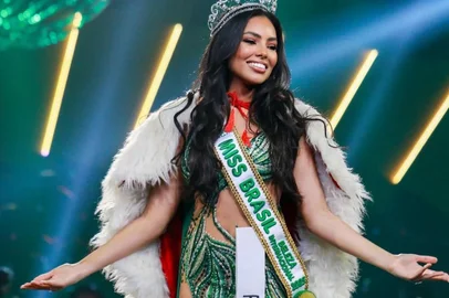Natural de Rosário do Sul, Loraine Lumatelli, 24 anos, levará a faixa do Brasil ao 63º Miss International, marcado para o dia 27 de novembro, em Tóquio, no Japão. <!-- NICAID(16166872) -->