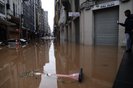 Porto Alegre, RS, Brasil, 04-05-2024: Encontro das ruas General Camara e dos Andradas (Rua Da Praia) alagadas devido ao aumento do nivel do Guaiba. Foto: Mateus Bruxel / Agência RBS<!-- NICAID(15754074) -->