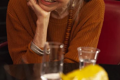 “Marina Tecelã” é fundamentada na obra A Moça Tecelã e celebra também o Dia Internacional da Mulher. O público poderá conferir a partir de sábado (08/03) O Instituto de Leitura Quindim e o Shopping Villagio Caxias apresentam a exposição “Marina Tecelã”, uma homenagem à escritora e artista plástica Marina Colasanti, falecida recentemente, e também a todas as mulheres, evidenciando o Dia Internacional da Mulher, comemorado em 8 de março. A exposição começa no dia 08/03 e segue até o dia 31/03.<!-- NICAID(15990936) -->