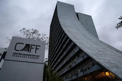 PORTO ALEGRE, RS, BRASIL, 12.07.2024: Centro administrativo Fernando Ferrari reabrirá na próxima segunda-feira (15). Foto: Camila Hermes/Agencia RBS<!-- NICAID(15813321) -->