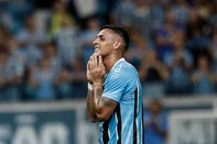 PORTO ALEGRE, RS, BRASIL, 02-12-2025: Grêmio vs Fluminense, na Arena, pelo Brasileirão Série A 2025. Fotos: Duda Fortes/Agência RBS<!-- NICAID(16178948) -->