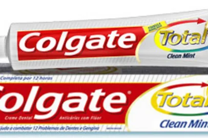 Embalagem da Colgate<!-- NICAID(3013981) -->