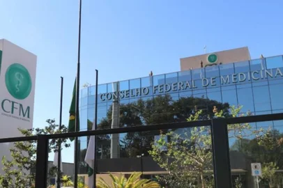 Conselho de Medicina entra com ação contra resolução que autoriza farmacêuticos a prescrever medicamentos<!-- NICAID(16002265) -->