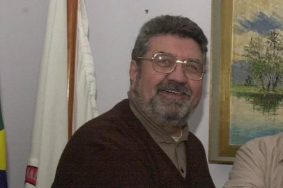 ACEG - Associação dos Cronistas Espotivos do Rio Grande do Sul.João Garcia, José Aldo Pinheiro e Haroldo Santos.Pós-indexado: Dênis Schorr<!-- NICAID(1581186) -->