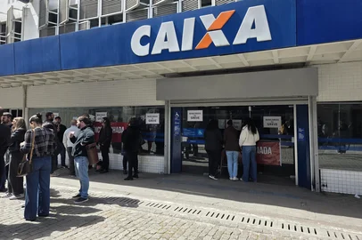PELOTAS. 14.09.2026. Greve da Caixa fecha agências em Pelotas nesta segunda-feira<!-- NICAID(16365193) -->