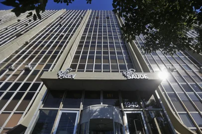 PORTO ALEGRE, RS, BRASIL, 11/04/2023- Sede IPE Saúde, Av. Borges de Medeiros. Foto: Lauro Alves  / Agencia RBS<!-- NICAID(15399403) -->