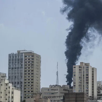 INCÊNDIO PRÉDIO AVENIDA PAULISTASP - INCÊNDIO-PRÉDIO-AVENIDA-PAULISTA - GERAL - Incêndio de grandes proporçoes atingem um prédio na  Avenida Paulista, na cidade de São Paulo, SP, nesta quinta feira, 24. 24/02/2022 - Foto: KAUE PALLONE/FUTURA PRESS/FUTURA PRESS/ESTADÃO CONTEÚDOEditoria: GERALLocal: SÃO PAULOIndexador: KAUE PALLONEFotógrafo: FUTURA PRESS<!-- NICAID(15025636) -->