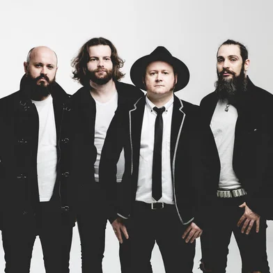 Banda Blackbirds. Banda é: Diogo Farina, Cassiano Farina, Rafael Teclas e Jus Nino<!-- NICAID(12780371) -->