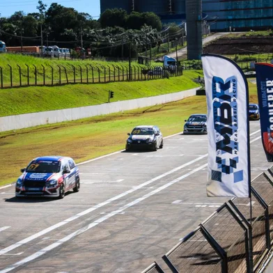 A cidade de Guaporé (RS) será o centro das atenções do automobilismo nacional entre os dias 4 e 6 de julho, quando o Autódromo Internacional de Guaporé recebe a 3ª etapa do MBR – Marcas Brasil Racing, um dos campeonatos dos mais promissores do cenário nacional. A competição reúne carros do MBR 1.6 das categorias  Super, Elite e do MBR2000 (2.0) nas classes A, B e Sênior .<!-- NICAID(16071149) -->