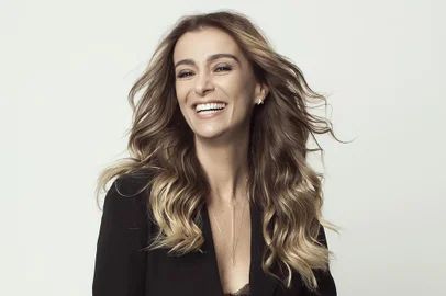 Ensaio Mônica Martelli para Entrevista em Donna fotografada por Julia Rodrigues<!-- NICAID(15119763) -->