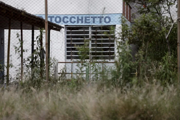 E.E.E.F Ernesto Tocchetto iniciou o processo de cessação de atividades em 2017 e foi oficialmente extinta em 2018.