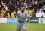Juventude encaminha contratação de substituto do goleiro Gabriel e define saída de lateral-direito