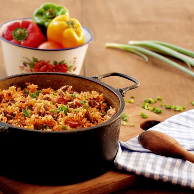 Receita de arroz carreteiro.<!-- NICAID(11275113) -->