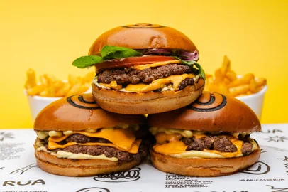 Burgers da hamburgueria De Rua<!-- NICAID(16292846) -->