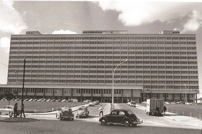 Hospital de Clínicas de Porto Alegre na década de 1970.<!-- NICAID(16075744) -->