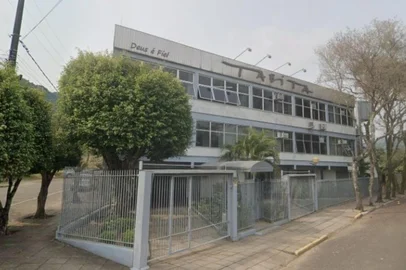 Calçados Tabita<!-- NICAID(16241774) -->