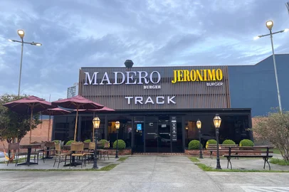 Quanto o Madero investiu em integração com nova marca de burger em Passo Fundo<!-- NICAID(16032312) -->