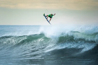 Dane Henry , surfe
