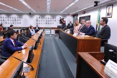 Audiência Pública - TCU e Atricon apresentam Guia de Boas Práticas em Contratações Públicas de Serviços de Publicidade.