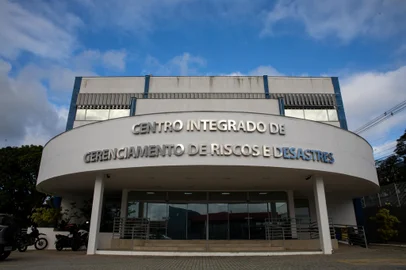FLORIANÓPOLIS, SC, BRASIL, 28.09.2023: Centro Integrado de Gerenciamento de Riscos e Desastres (Cigerd) da Defesa Civil de Santa Catarina. Foto: Camila Hermes/Agencia RBS<!-- NICAID(15555335) -->