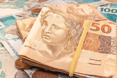*A PEDIDO DE FILIPE PIMENTEL* Moeda Real - Foto: Rmcarvalhobsb/stock.adobe.comIndexador: Rafael de Matos Carvalho ( rmcarFonte: 345181177<!-- NICAID(15171151) -->