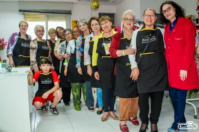 Chá das Abelhinhas terá música, conversa sobre longevidade e gastronomia em Pelotas