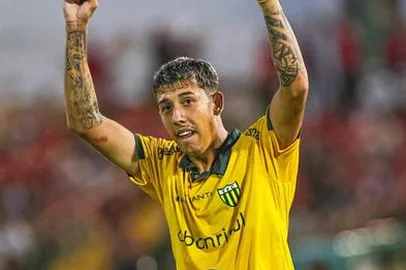 Nicolas, lateral do Ypiranga, que marcou contra o Inter<!-- NICAID(16206332) -->