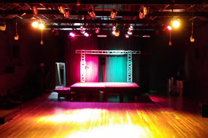 "Palco Aberto", atividade de abertura do Caxias em Cena, que ocorre entre os dias 2 e 18 de setembro.<!-- NICAID(15191767) -->