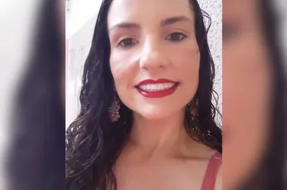 A Polícia Civil investiga como homicídio o caso de uma mulher encontrada morta no último fim de semana em Balneário Pinhal, no Litoral Norte. Ana Paula Lacerda Alves, 40 anos, estava desaparecida havia quatro dias.<!-- NICAID(16221683) -->