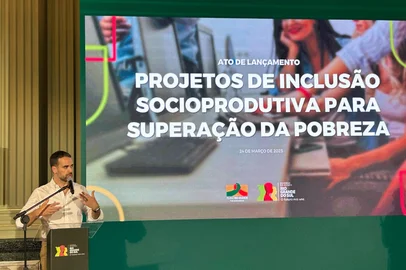Eduardo Leite no Palácio Piratini <!-- NICAID(16002343) -->