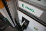 Crise do petróleo amplia interesse pelo etanol; saiba quando vale a pena abastecer com o biocombustível